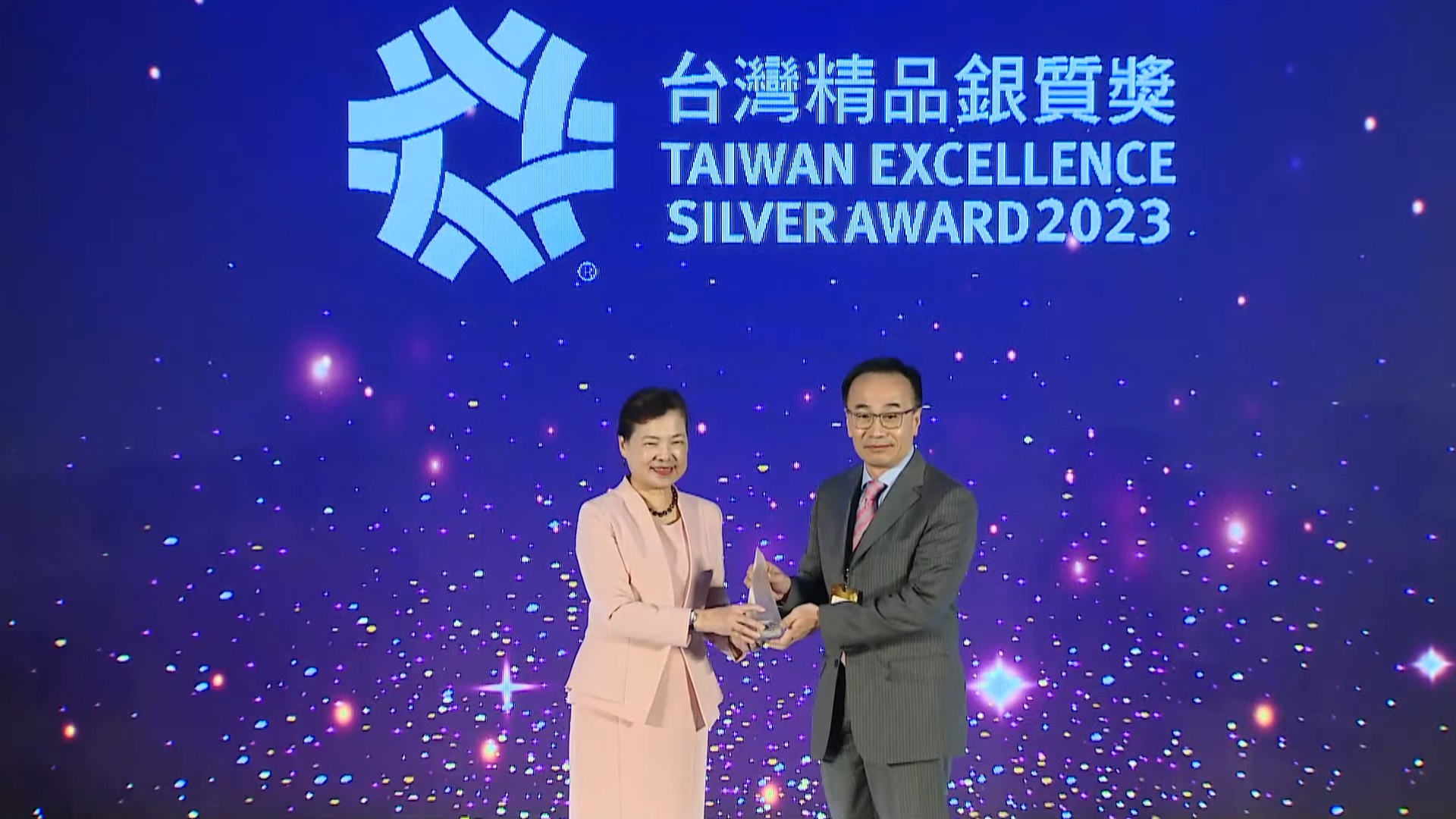 TECO Mobile Collaborative Robot Granted Silver Award of Taiwan Excellence Awards 